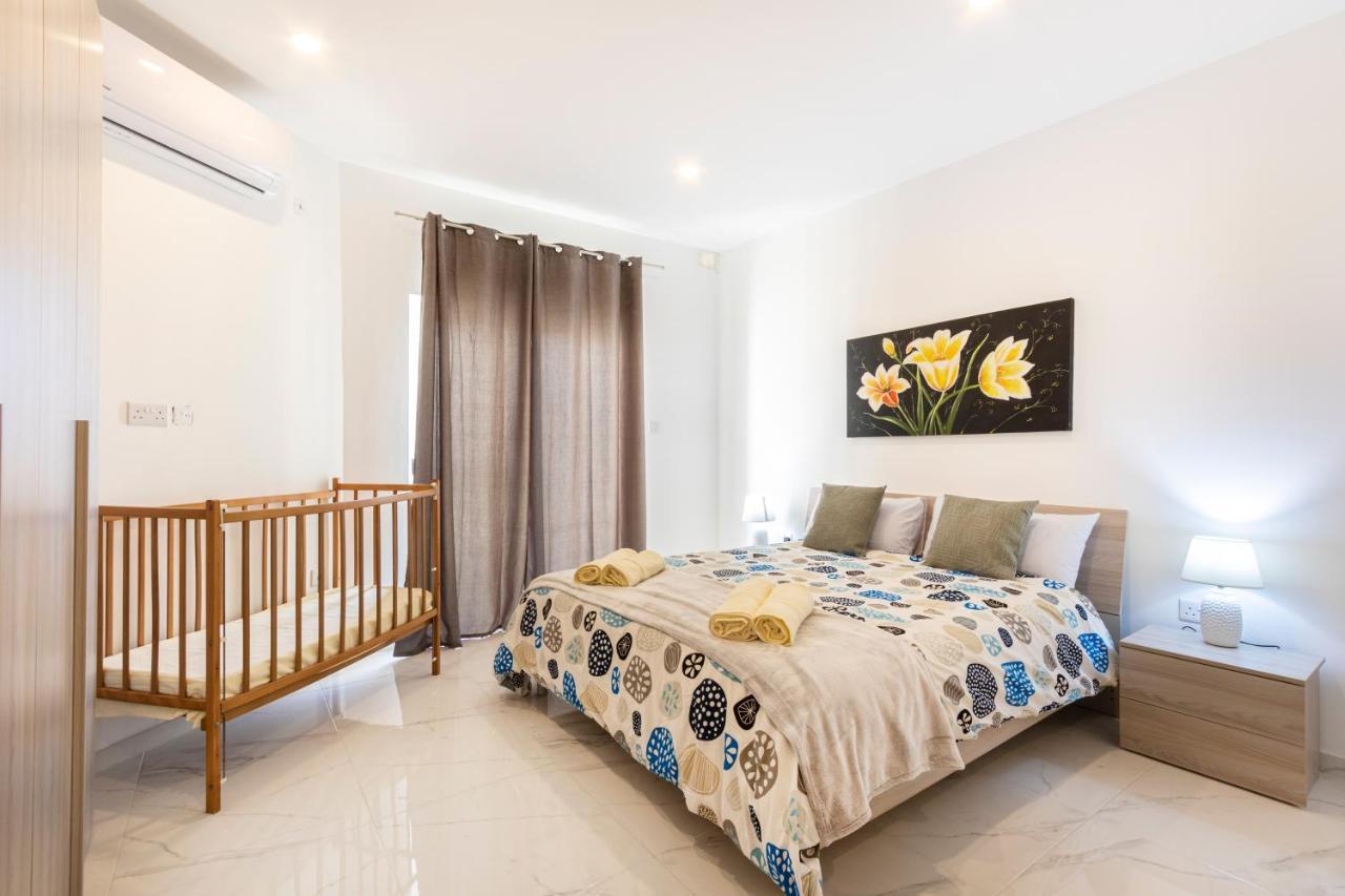 H2 -Modern And Spacious 3 Bedroom Apartment San Ġwann Exteriér fotografie