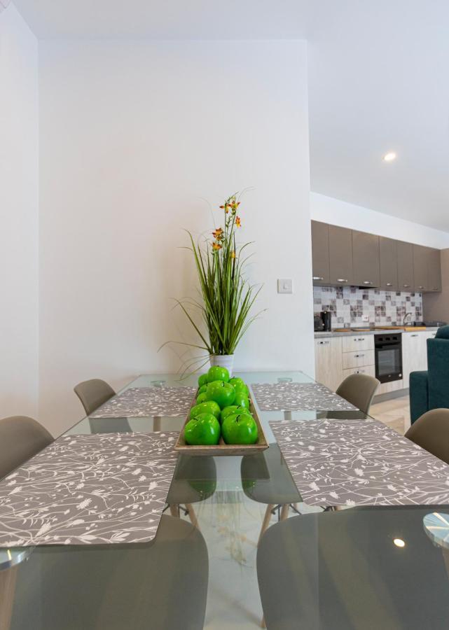 H2 -Modern And Spacious 3 Bedroom Apartment San Ġwann Exteriér fotografie