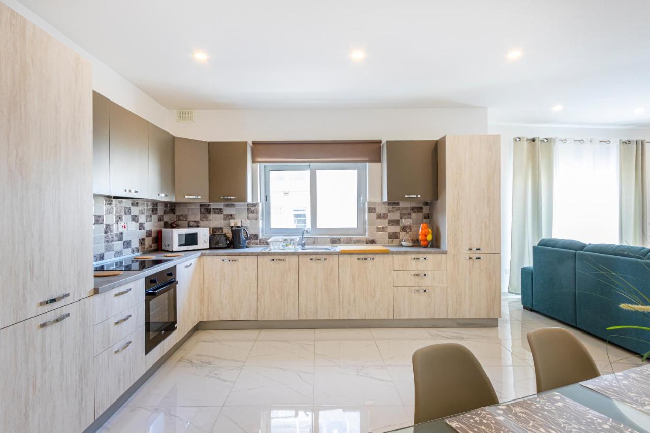 H2 -Modern And Spacious 3 Bedroom Apartment San Ġwann Exteriér fotografie