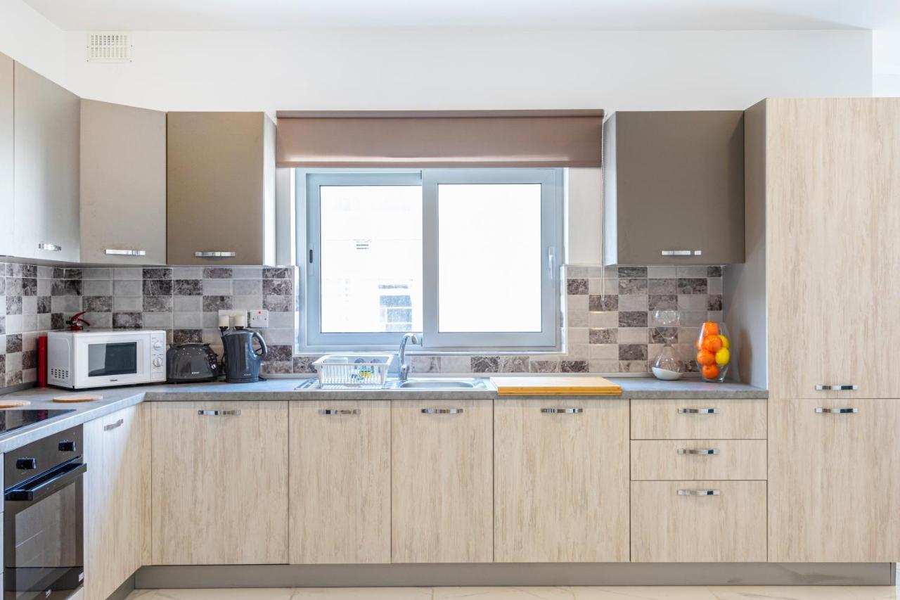 H2 -Modern And Spacious 3 Bedroom Apartment San Ġwann Exteriér fotografie